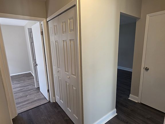 3rd image of 18 Roberts Pl