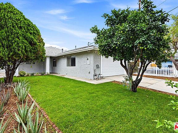 4th image of 10818 Eldora Ave