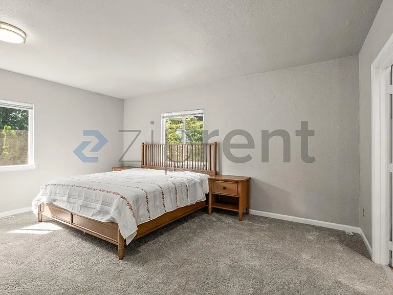 2126 NE 137th St #B — Photo 8