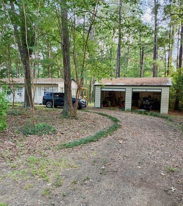 335 Six Mile Vlg, Hemphill, TX 75948 | Zillow