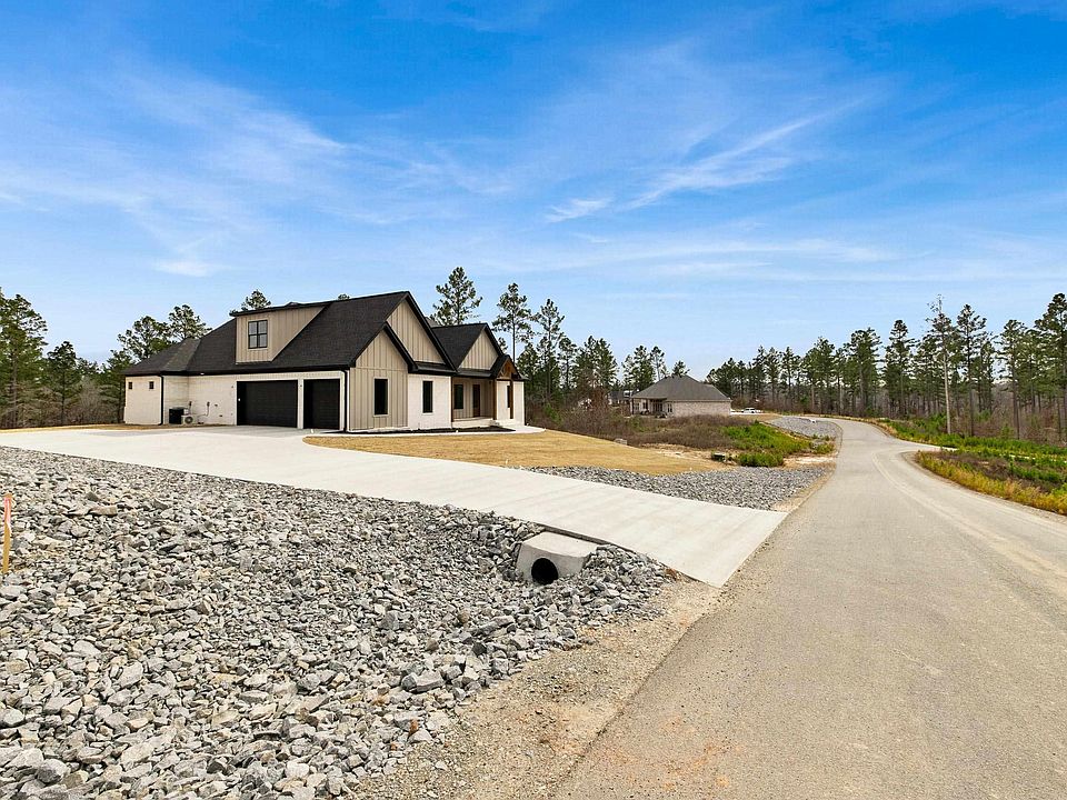 2nd image of 2032 Canyon Creek Pkwy