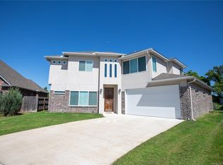 12249 Glen Ct S, Jenks, OK 74037