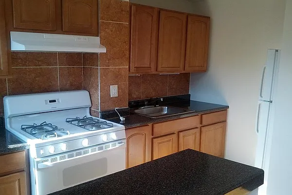 Rented by Corcoran | media 28