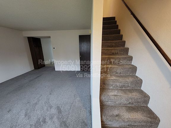 2nd image of 1001 Catskill St #1001