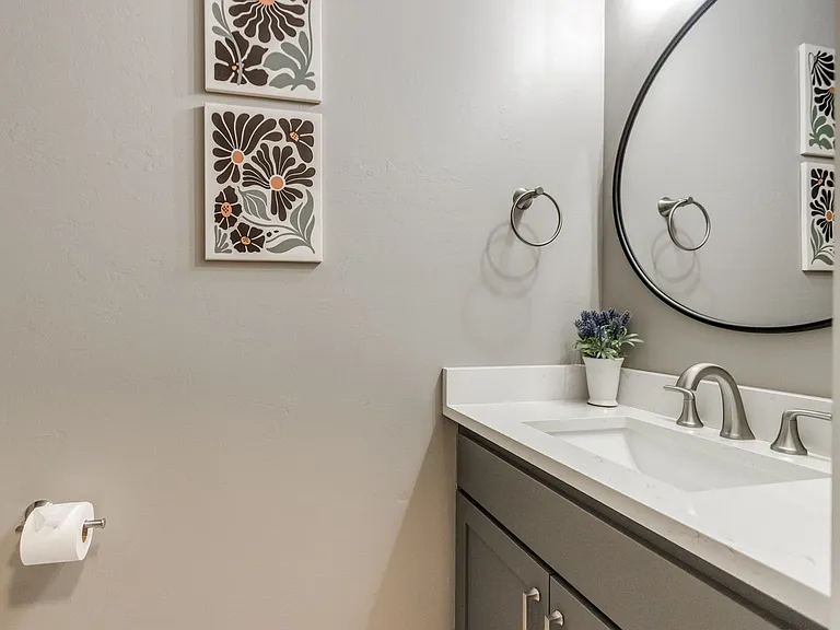 609 Abadan Dr — Photo 46