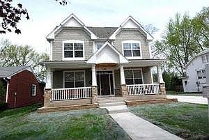 1st image of 346 Marion Ave