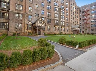 234 Martine Ave #3F, White Plains, NY 10601