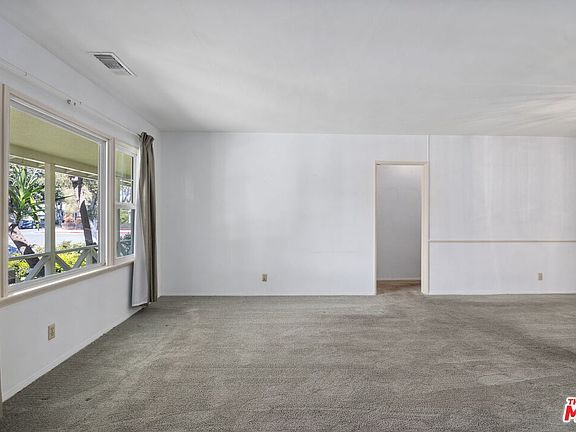 5th image of 12212 Herbert St