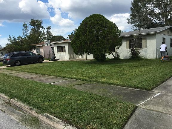 2nd image of 5325 Rosegay Ct