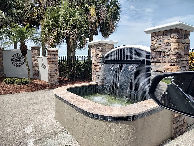 560 Sunset Pointe Dr — Photo 17