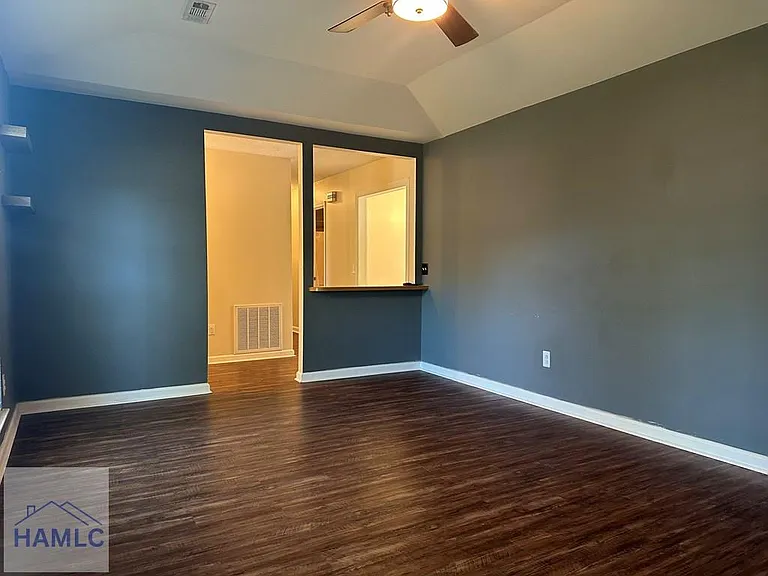 209 Brighton Woods Dr — Photo 5