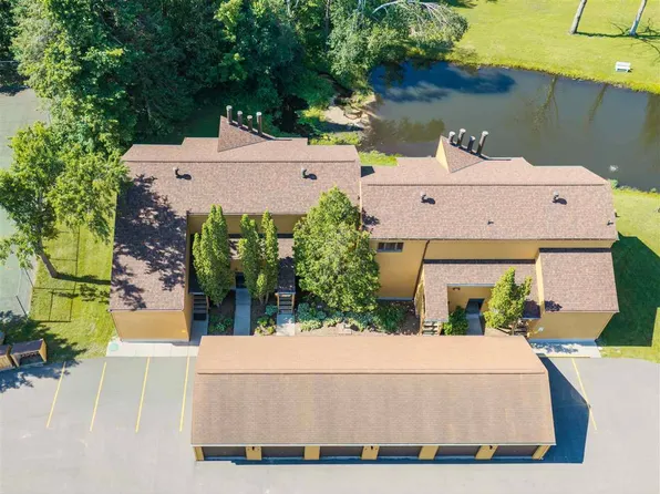 4749 S Pleasantview Rd #18, Harbor Springs, MI 49740