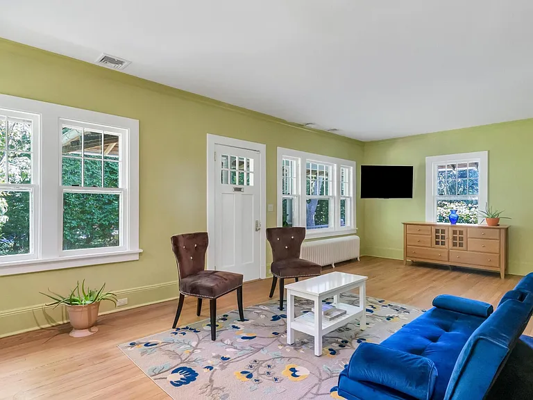191 Montauk Hwy — Photo 43