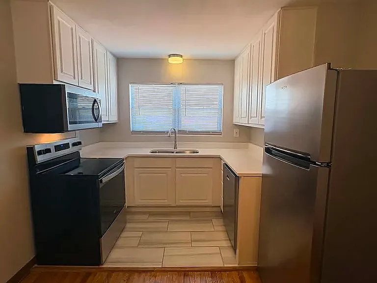 3815 Nanz Ave — Photo 19