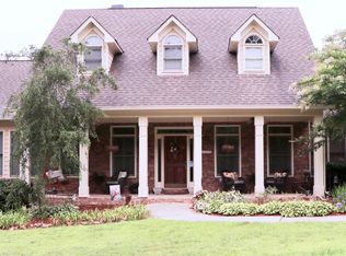 141 Amber Lake Dr, Ball Ground, GA 30107