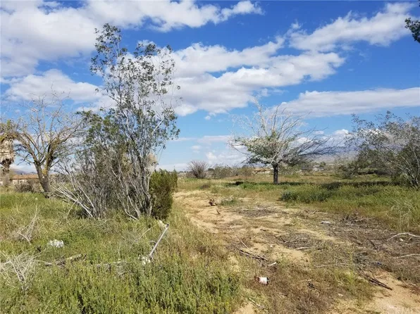 11025 Central Rd, Apple Valley, CA 92308