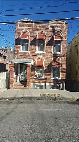 1st image of 3040 Colden Ave