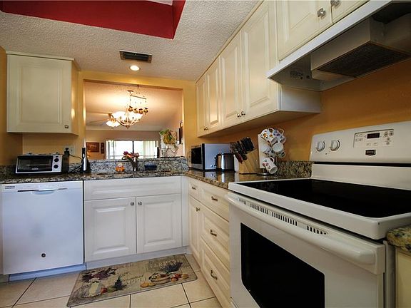 3rd image of 2610 Woodgate Ln