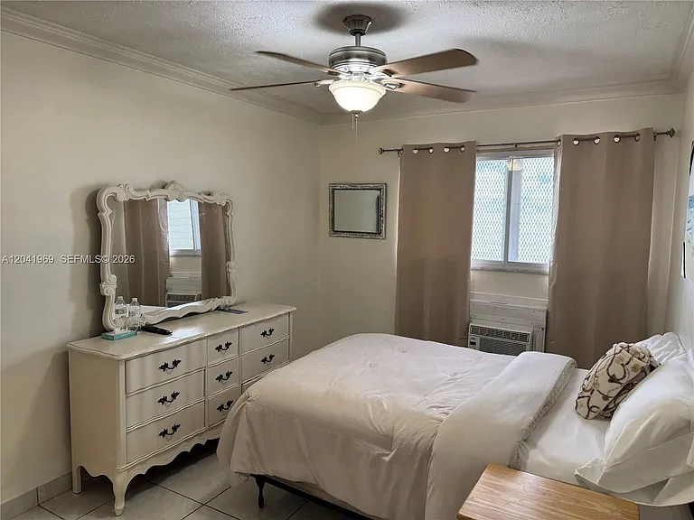 920 SW 11th Ave #11 — Photo 11
