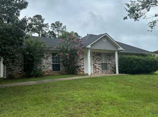 1616 Overview Dr, Benton, AR 72015