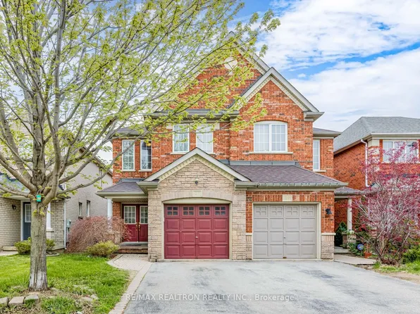 27 Tuscana Blvd, Vaughan, ON L4K 5J2