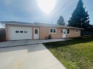 115 Park Ave, Lewistown, MT 59457