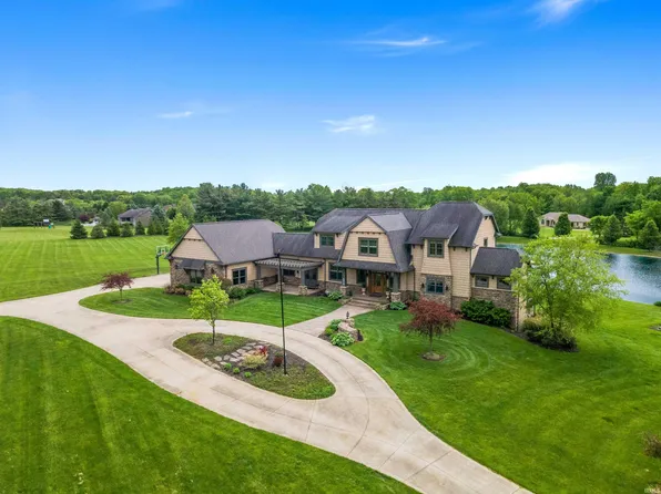 6315 Hursh Rd, Fort Wayne, IN 46845