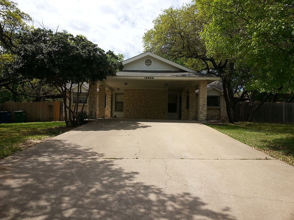 House in Culdesac