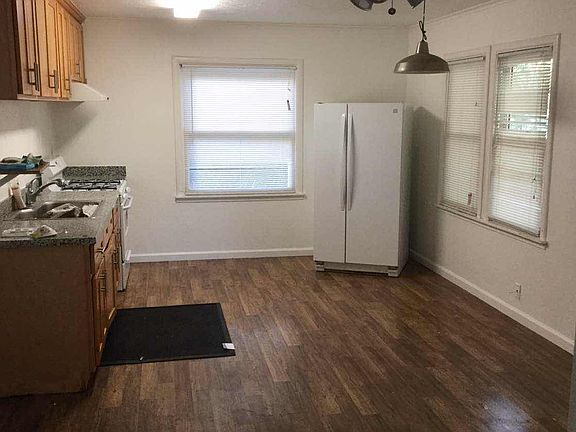 Lv+Kitchen 1