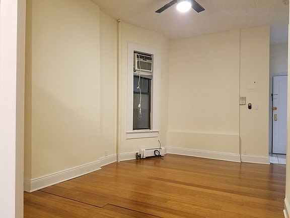 2nd image of 3007 30th Ave APT 6