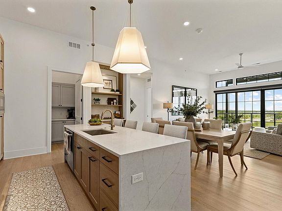 2nd image of 1645 SW Magazine Rd #305