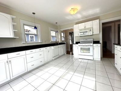 26 Larch St UNIT 26, Brighton, MA, 02135