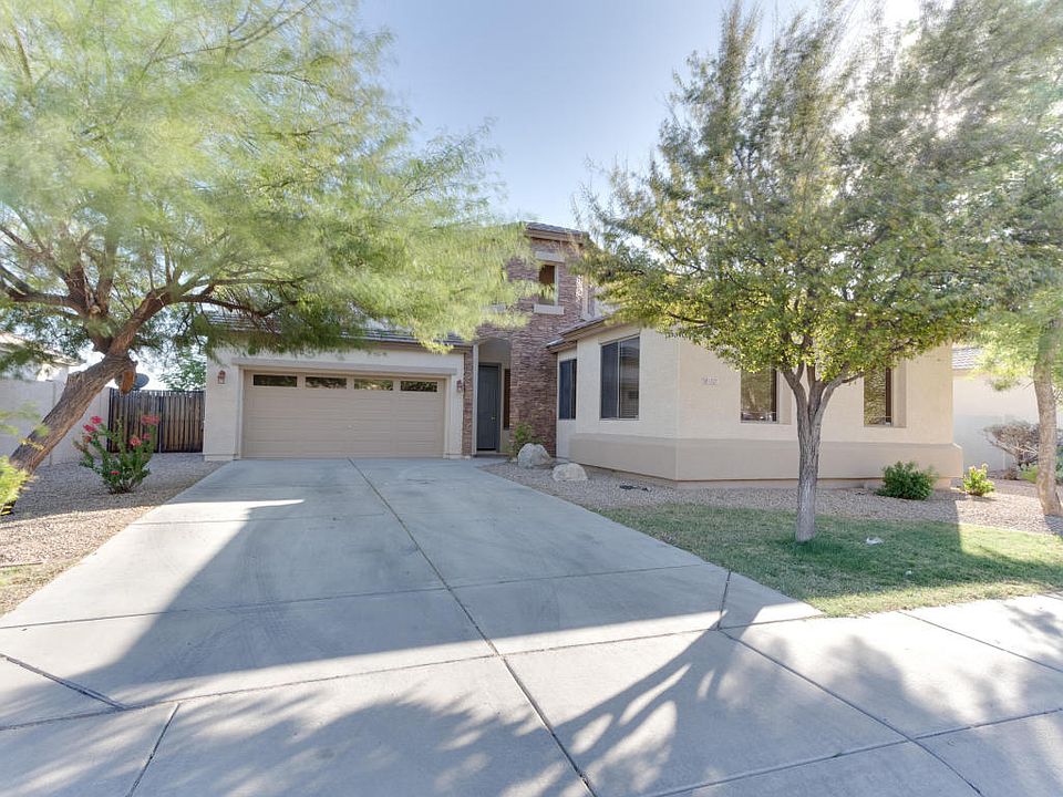 1st image of 1527 E Elaine Dr