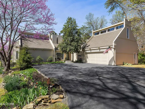 12211 Torrey Pines Point, Farragut, TN 37934