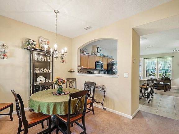 2nd image of 625 Oakleaf Plantation Pkwy Unit 915