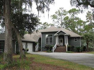 15 Butterfield Ln, Beaufort, SC 29907
