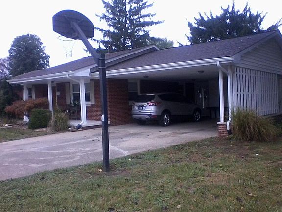 2nd image of 315 Highview Dr