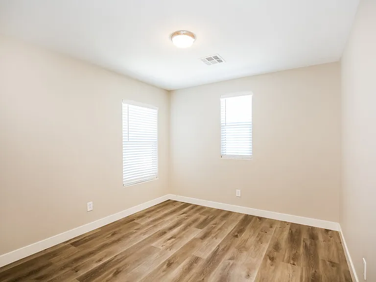 25 Copper Pine Ave — Photo 13