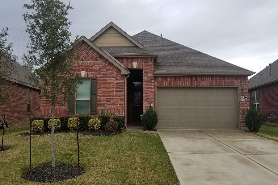 1st image of 3306 Regal Park Ln