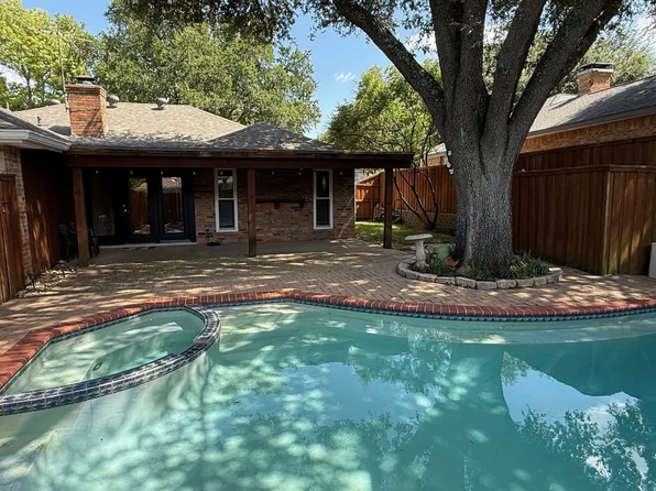 3801 Jennifer Ln, Rowlett, TX 75088