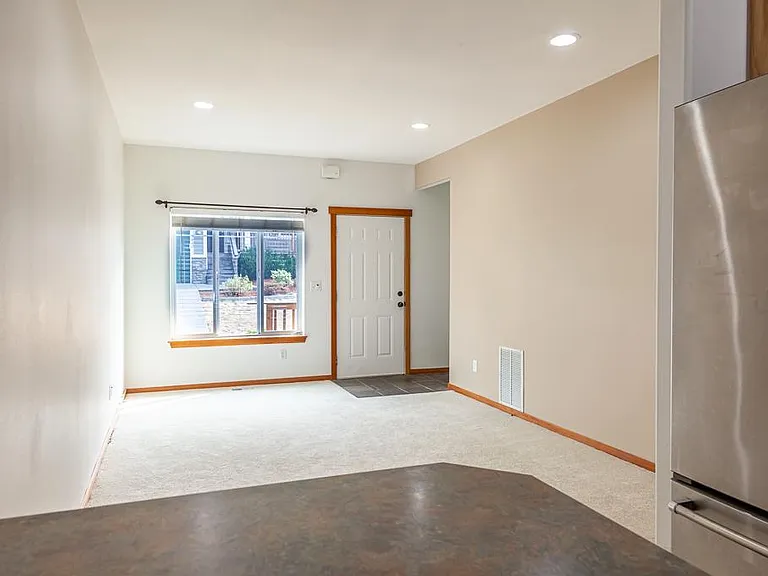 9603 S 219th Pl — Photo 2