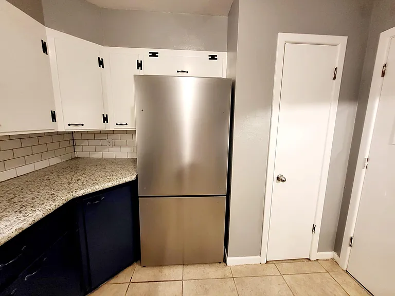3505 Houston Ave — Photo 16