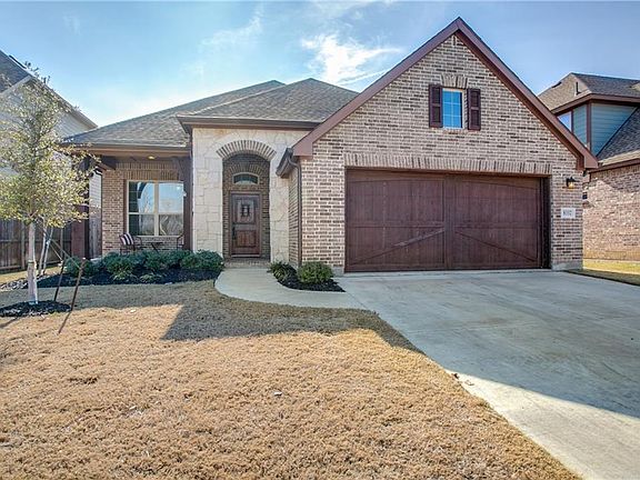2nd image of 8332 Snow Egret Way