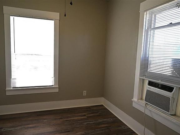 4th image of 1100 Burnett St #3