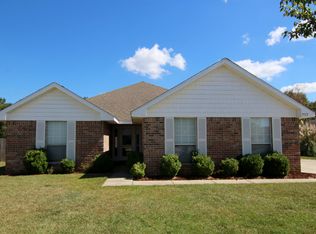 9762 Watkins Dr, Fairhope, AL 36532