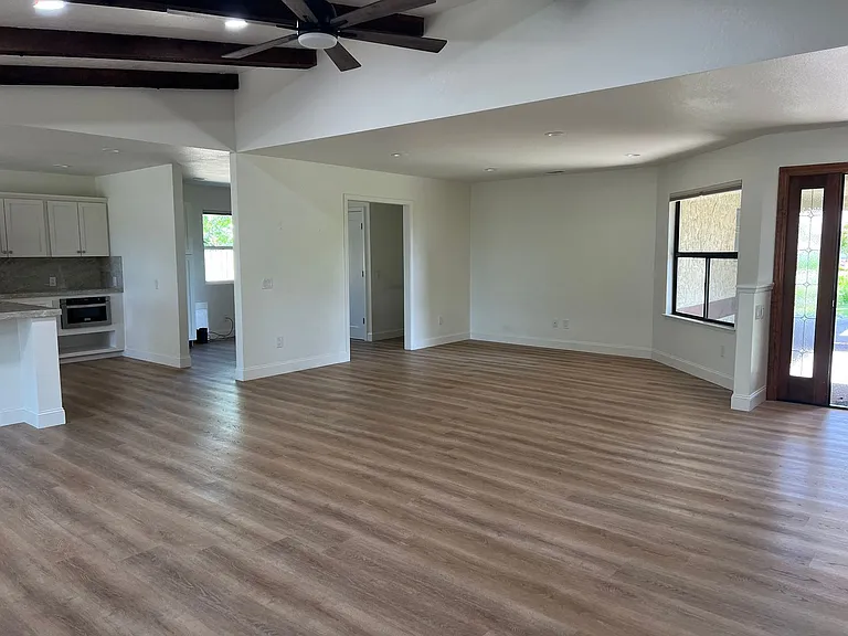 4177 Villa Dr — Photo 8
