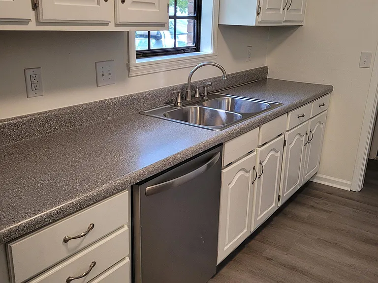 707 Chestnut Dr — Photo 15