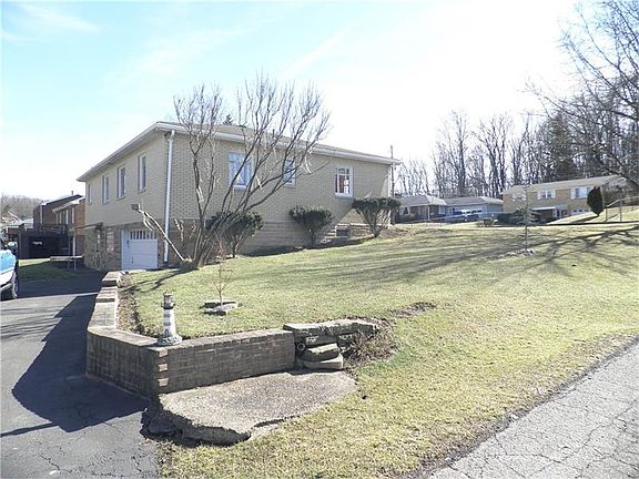 3rd image of 734 William Dr