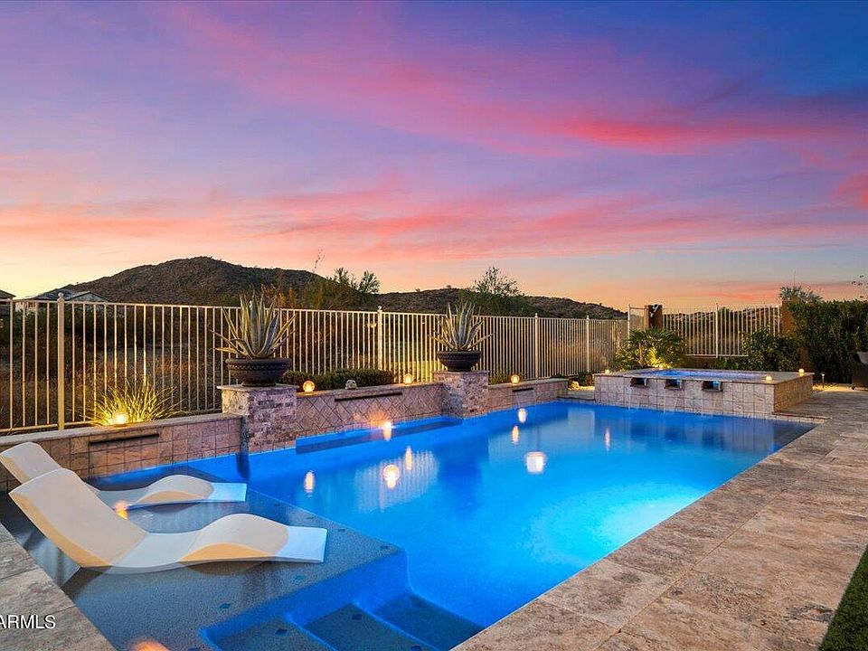 1st image of 18248 W Desert Sage Drive