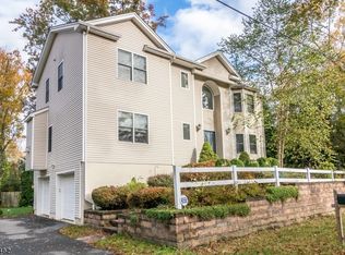 15 2nd St, Budd Lake, NJ 07828